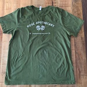 ✂️(3 for $25) Schitt’s Creek Rose Apothecary TShirt XXL Men’s Cut Graphic Tee